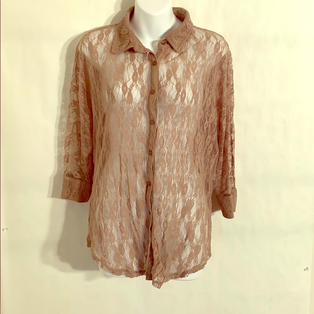 Brown Lace Buttondown Blouse !